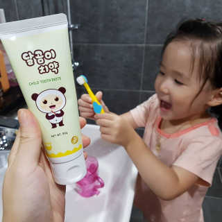 달곰이 어린이 치약+어린이 칫솔 SET — 5점을 준 리뷰어가 2017년 8월 올린 사용 사진