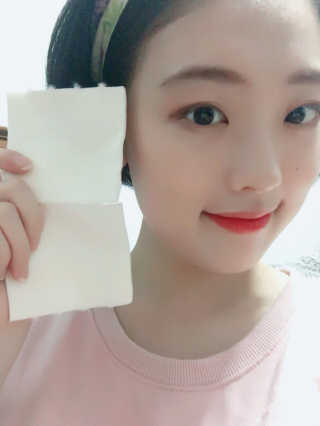 코튼플러스 10초땡 클렌저 맥시 40매 — 3점을 준 리뷰어가 2017년 6월 올린 사용 사진