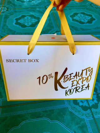 SAIGON BEAUTY SHOW가있는 K-BEAUTY BOX_White — 5점을 준 리뷰어가 2020년 2월 올린 사용 사진