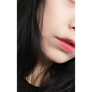 Honey Trap 톤 업 파운데이션 쿠션(W22.5,C17.5) — 5점을 준 리뷰어가 2018년 3월 올린 사용 사진