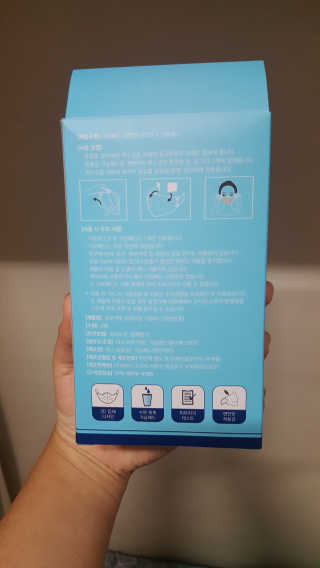 [블루캐롯] 힐링타임 가습마스크 1박스 — 3점을 준 리뷰어가 2019년 7월 올린 사용 사진