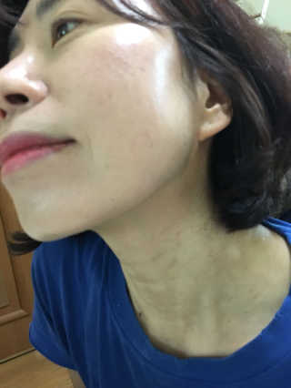 브이티 코스메틱 VT 리얼 콜라겐 팩트 — 4.5점을 준 리뷰어가 2017년 4월 올린 사용 사진