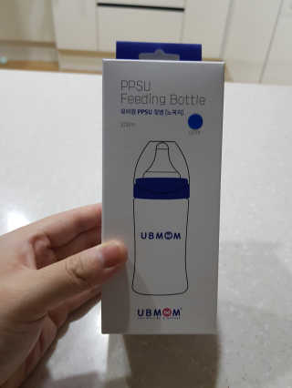 유비맘 PPSU 젖병 노꼭지_200ml_컬러 랜덤 발송 — 5점을 준 리뷰어가 2019년 12월 올린 사용 사진
