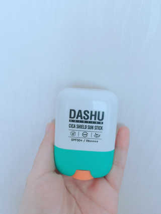 다슈코리아 다슈 솔루션 시카 쉴드 선스틱 — 5점을 준 리뷰어가 2020년 2월 올린 사용 사진