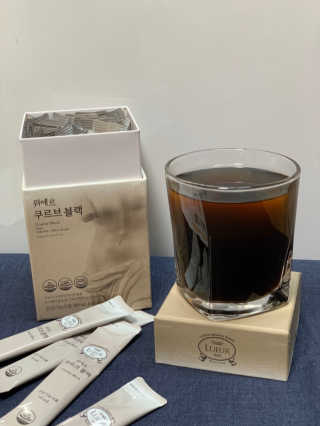 [하우투잇] 뤼에르 쿠르브 블랙 10ml x 30포 총 300ml — 5점을 준 리뷰어가 2020년 3월 올린 사용 사진