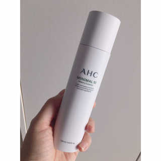 AHC 에이 에이치 씨 미니멀 10 워터리 에센스 — 5점을 준 리뷰어가 2018년 12월 올린 사용 사진