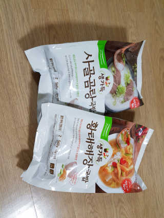 [풀무원] 사골곰탕국밥 황태해장국밥 — 5점을 준 리뷰어가 2018년 6월 올린 사용 사진
