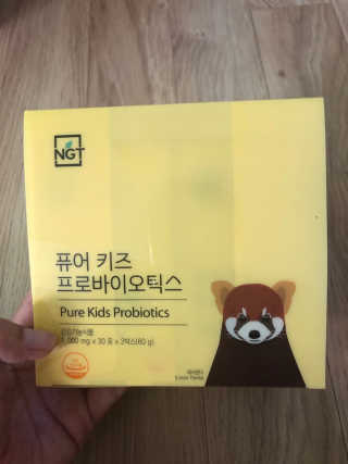 네츄럴굿띵스 퓨어 키즈 프로바이오틱스 60포 — 4.5점을 준 리뷰어가 2019년 8월 올린 사용 사진