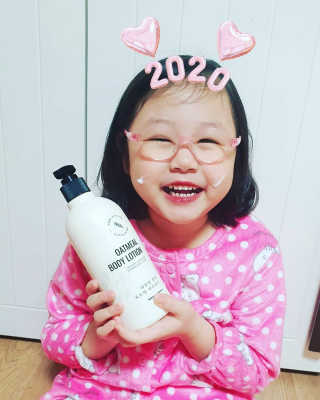 (주)에네스티 내추럴 촉촉  오트밀 바디로션 500ml — 5점을 준 리뷰어가 2020년 1월 올린 사용 사진