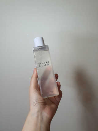 ALL DAY GLOW [올데이글로우] 카밍 밸런스 페이셜 토너 200ml — 5점을 준 리뷰어가 2019년 12월 올린 사용 사진