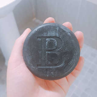 젠틀닥터 블랙 앤 화이트 포어 퓨리파잉 클렌징 바 — 5점을 준 리뷰어가 2017년 8월 올린 사용 사진