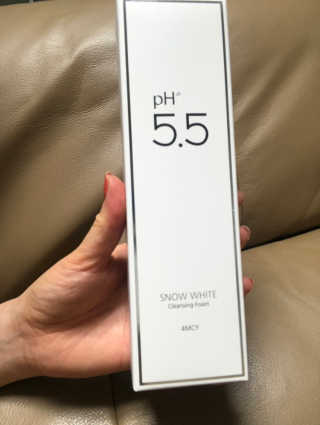 포므시 스노우화이트클렌징폼pH5.5 — 4점을 준 리뷰어가 2019년 8월 올린 사용 사진
