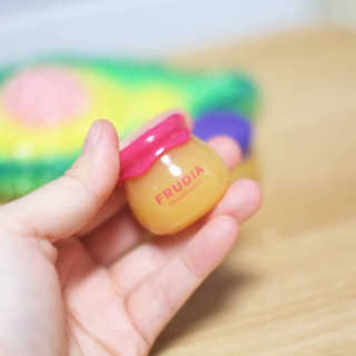 [후르디아] 꿀과즙 보습 립밤_블루베리/석류 3개 세트 — 4점을 준 리뷰어가 2020년 3월 올린 사용 사진