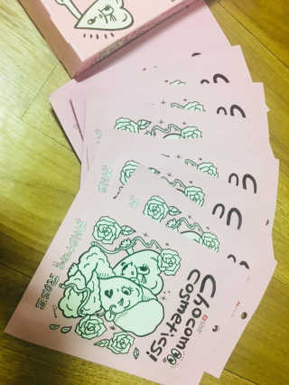 초코무 코스메틱스 초코무 모이스쳐 로즈 마스크팩 — 4점을 준 리뷰어가 2018년 8월 올린 사용 사진