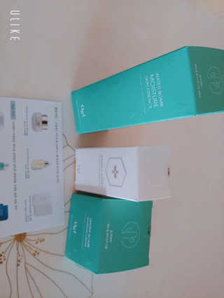 오지아이 워터 밤 모이스처 스킨 에센스 180ml — 5점을 준 리뷰어가 2020년 1월 올린 사용 사진