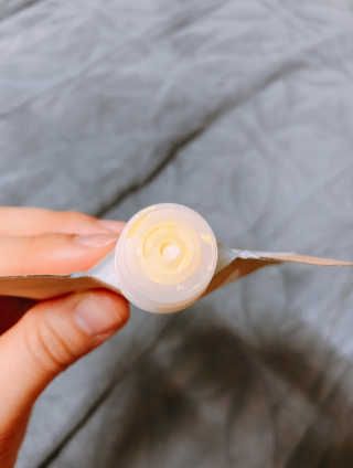 톤28 유기농 블루라이트 방어 UV 차단거리 건성용 B1 — 4점을 준 리뷰어가 2019년 5월 올린 사용 사진
