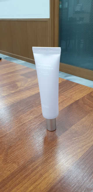 [76N1]딥 리페어링 마이크로 크림앰플 — 4점을 준 리뷰어가 2019년 12월 올린 사용 사진