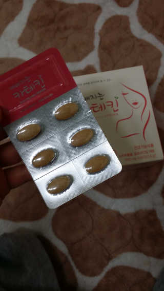 예뻐지는카테킨 예뻐지는 카테킨 1박스 1개월분 — 5점을 준 리뷰어가 2020년 2월 올린 사용 사진