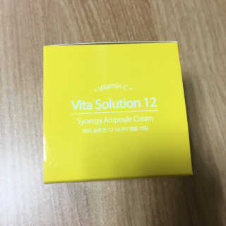 지고트 비타솔루션12 시너지 앰플 크림 100ml — 4.5점을 준 리뷰어가 2019년 6월 올린 사용 사진