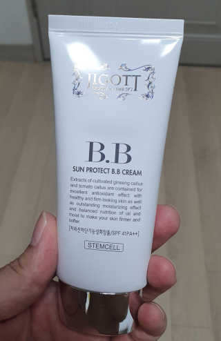 지고트 선프로텍트 비비크림 50ml — 5점을 준 리뷰어가 2019년 6월 올린 사용 사진