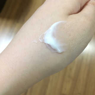 지고트 비타솔루션12 시너지 앰플 크림 100ml — 3점을 준 리뷰어가 2019년 7월 올린 사용 사진