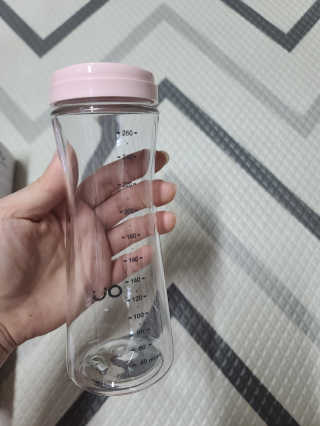 엄마의 바램을 담은 프리미엄 감성젖병 오유위시 260ml — 5점을 준 리뷰어가 2020년 3월 올린 사용 사진