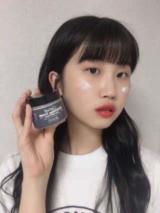 지고트 산양유 화이트닝 크림 70ml — 3점을 준 리뷰어가 2019년 8월 올린 사용 사진