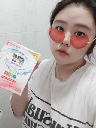 센트룸 아쿠아비타 레몬향, 딸기향 — 4점을 준 리뷰어가 2019년 8월 올린 사용 사진
