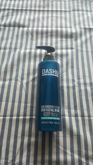 다슈코리아 다슈 데일리 비타플렉스 올인원 바디워시 — 4.5점을 준 리뷰어가 2017년 3월 올린 사용 사진