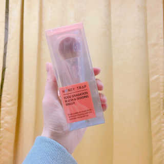 Honey Trap 엣지 그라데이션 블러쉬 & 섀딩 브러쉬 — 4.5점을 준 리뷰어가 2018년 1월 올린 사용 사진