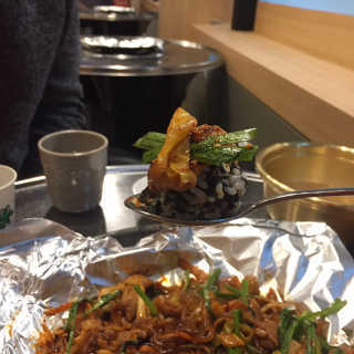 곱창을 요리하는 남자 [곱창을요리하는남자 상수] 곱창or막창 2인분+음료1병 — 4.17점을 준 리뷰어가 2018년 11월 올린 사용 사진