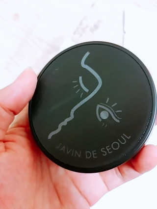 자빈드서울 윙크 파운데이션 팩트 — 4점을 준 리뷰어가 2019년 8월 올린 사용 사진