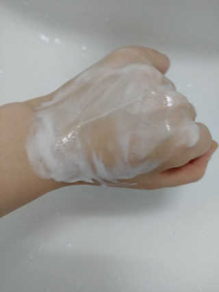Dr.메디션 ER 네이처 클렌징폼- 오일리스킨용 — 4.5점을 준 리뷰어가 2018년 7월 올린 사용 사진