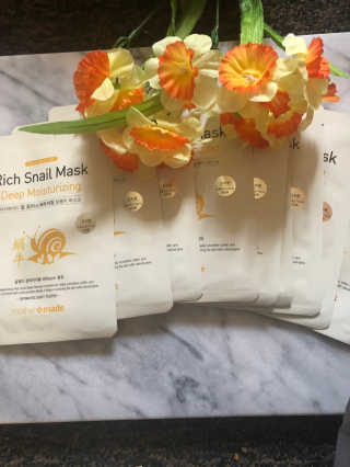 마더메이드 마더 메이드 딥 모이스춰 라이징 리치 스 네일 마스크 10PC — 5점을 준 리뷰어가 2019년 5월 올린 사용 사진