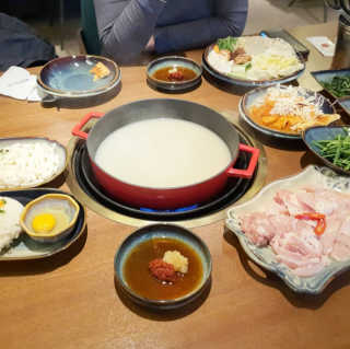 [닭익는마을 목동점] 전골세트2인 or 모듬구이세트2인 — 4.5점을 준 리뷰어가 2019년 12월 올린 사용 사진