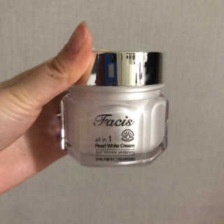 파시스 올인원 진주 화이트닝 크림 100ml — 2.5점을 준 리뷰어가 2019년 3월 올린 사용 사진