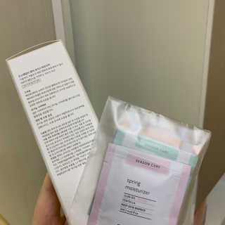코스테일러 시즌케어_스프링, 썸머, 폴, 윈터 모이스처라이저 — 5점을 준 리뷰어가 2019년 2월 올린 사용 사진