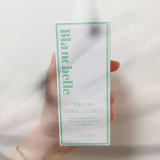 블랑벨 스피루리나 에메랄드 에센스 — 3.33점을 준 리뷰어가 2018년 3월 올린 사용 사진