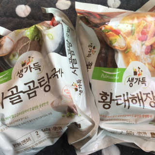 [풀무원] 사골곰탕국밥 황태해장국밥 — 4.67점을 준 리뷰어가 2018년 6월 올린 사용 사진