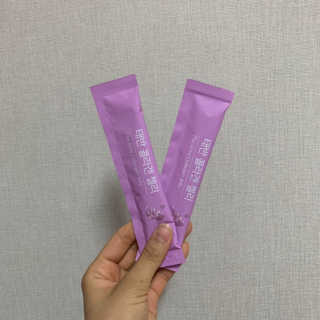 네츄럴굿띵스 태반 콜라겐 젤리 15포 — 5점을 준 리뷰어가 2019년 6월 올린 사용 사진