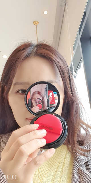 리하셀 아우라 쿠션 팩트 21호,23호 SPF50+ PA++++ — 5점을 준 리뷰어가 2019년 10월 올린 사용 사진