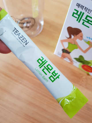 티젠 레몬밤 + 마이보틀 — 5점을 준 리뷰어가 2018년 7월 올린 사용 사진