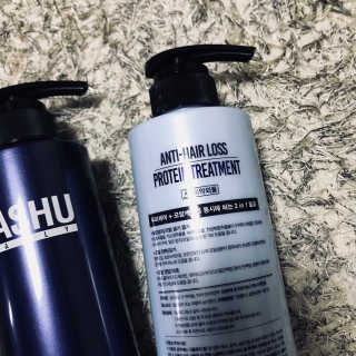 다슈코리아 다슈 데일리 한방 두피 골드 샴푸 500ml — 4.67점을 준 리뷰어가 2017년 12월 올린 사용 사진