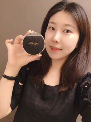 미넴보떼 [조여정쿠션] 아쿠아 GG모이스쳐 쿠션 23호 — 5점을 준 리뷰어가 2019년 6월 올린 사용 사진