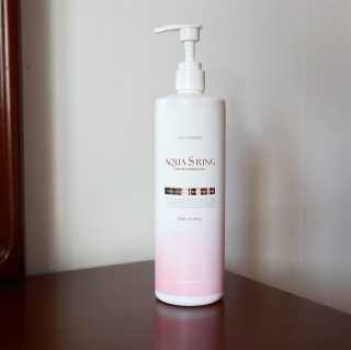 아쿠아큐링 아쿠아S링 퓨어리프레싱 헤어케어 500ml — 3.83점을 준 리뷰어가 2018년 8월 올린 사용 사진