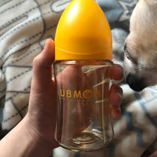 유비맘 PPSU 젖병 노꼭지_200ml_컬러 랜덤 발송 — 4.5점을 준 리뷰어가 2020년 1월 올린 사용 사진