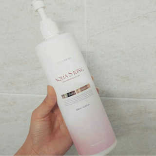 아쿠아큐링 아쿠아S링 퓨어리프레싱 헤어케어 500ml — 4.17점을 준 리뷰어가 2018년 7월 올린 사용 사진