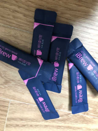 한국맥널티 아이브루 헤이즐넛향 100T — 4점을 준 리뷰어가 2019년 10월 올린 사용 사진