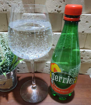 페리에 피치 500ml PET — 5점을 준 리뷰어가 2019년 11월 올린 사용 사진