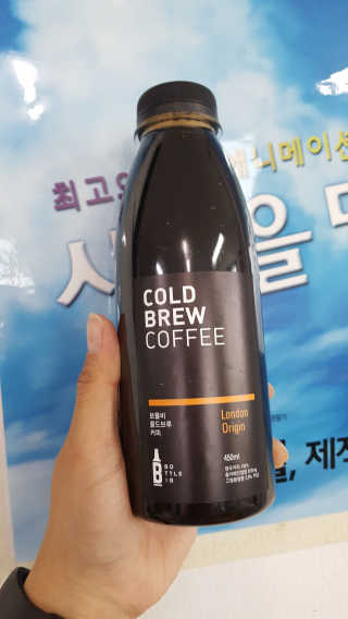 브라운백 커피 브라운백커피 콜드브루 2종 — 5점을 준 리뷰어가 2018년 7월 올린 사용 사진